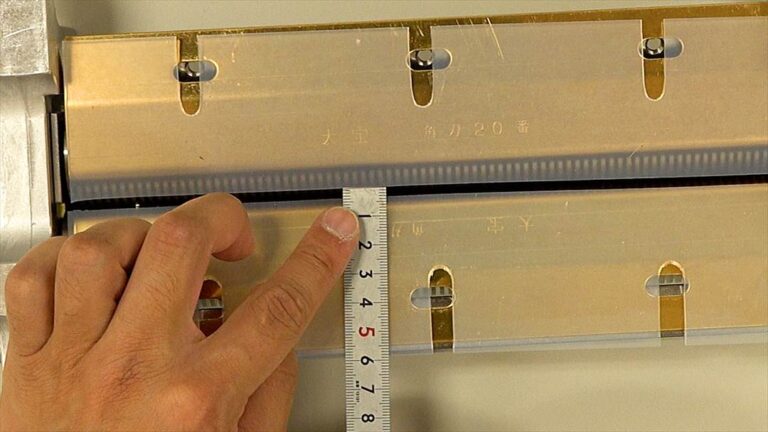 投稿についてもっと詳しく 切刃パーマゴムの取り付け方法