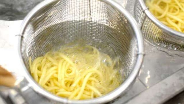 cookingnoodles65c-640x340